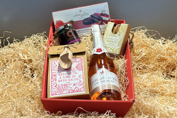 THE SIP 'N' SPA LUXURY ROSE CHAMPAGNE PAMPER GIFT BOX | PERSONALISED CORPORATE HAMPERS BY PARK LANE CHAMPAGNE