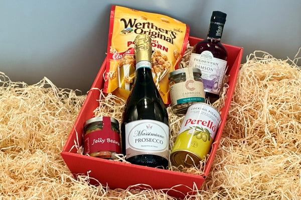 The Dame Shame Personalised Prosecco Hamper Gift Box | Personalised corporate Hamper Gifts by Park Lane Champagne