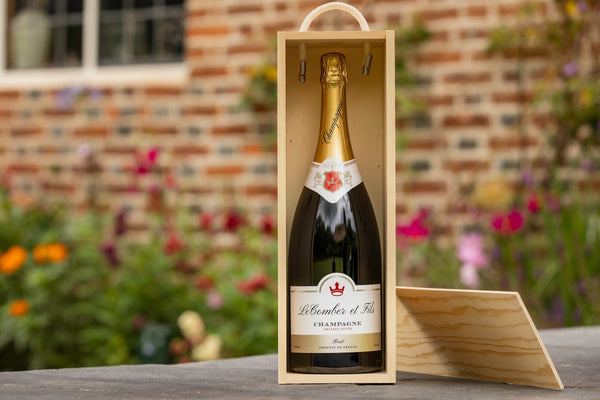 Magnum champagne in wooden gift box